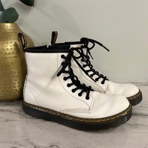 Dr. Martens Kids White Leather Zavala Boots